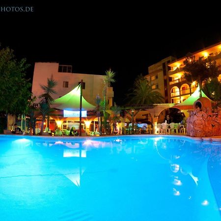 Mini Golf Apartments Canyamel Kültér fotó